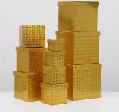 Коробка картон куб 22,5*22,5*22,5см золотые узоры